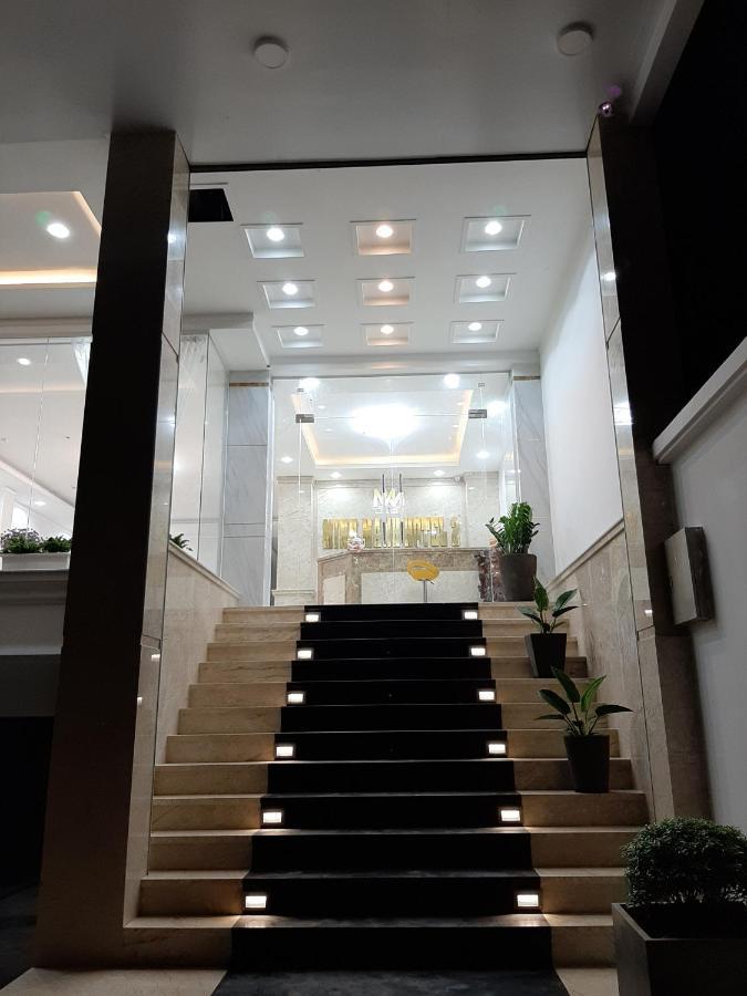 Minh Manh Hotel 2 Pleiku Exterior photo